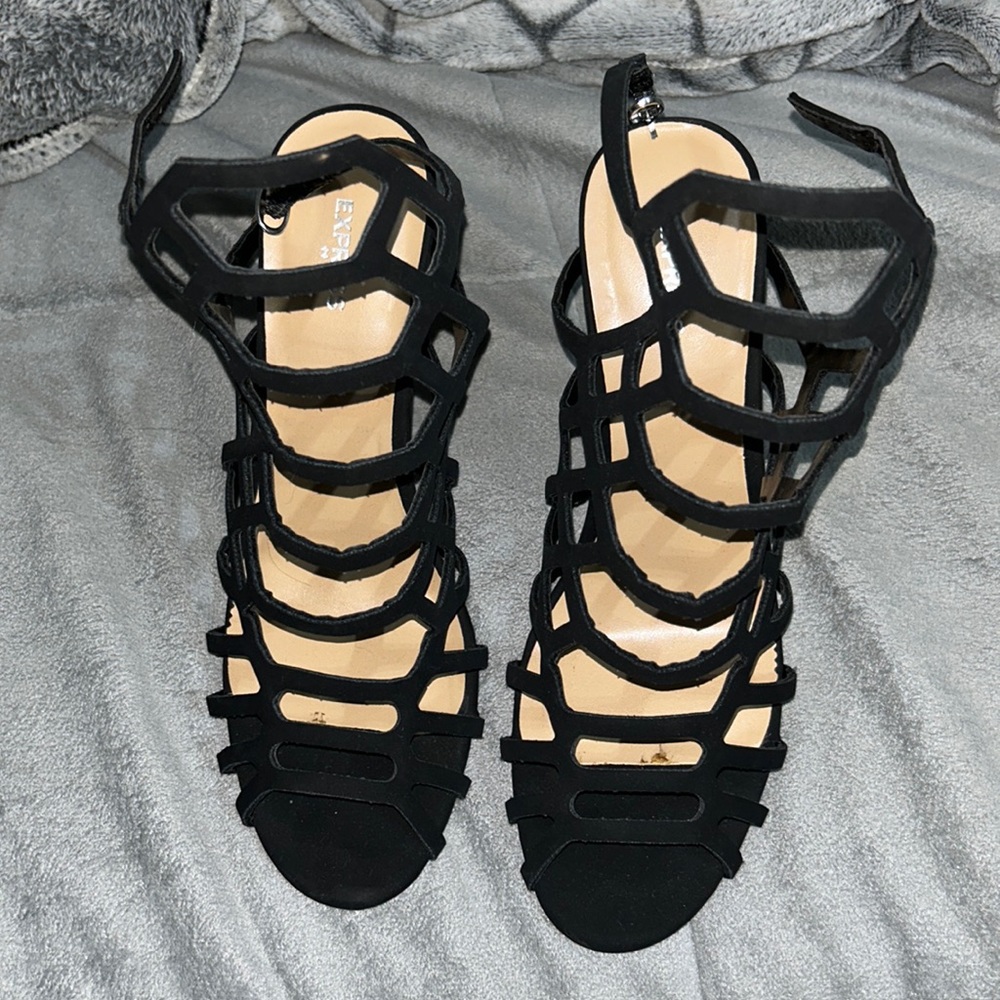 Express black heels